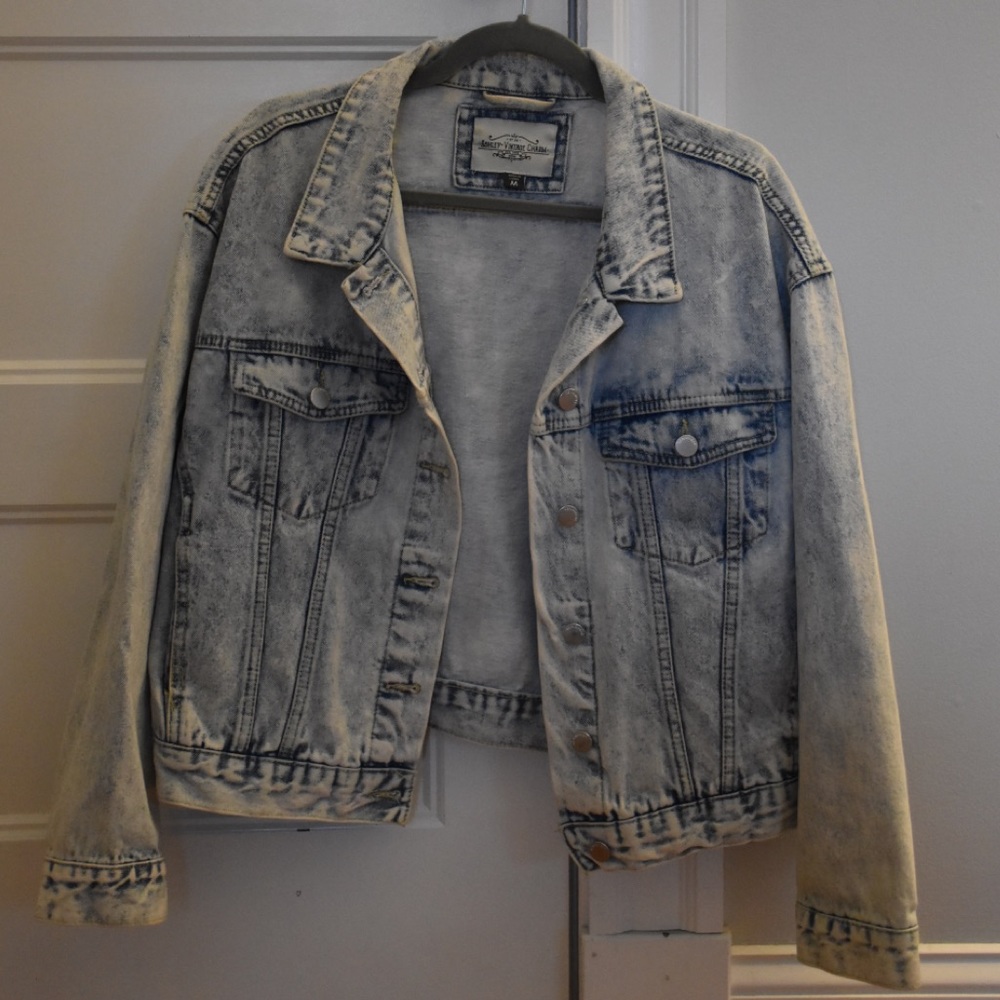 Light Wash Jean Jacket
